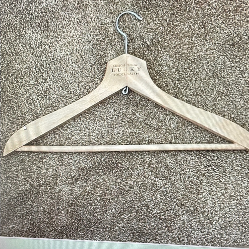 VTG wooden Hanger CUSTOM TAILOR LUCKY YOKOTA GATE #2